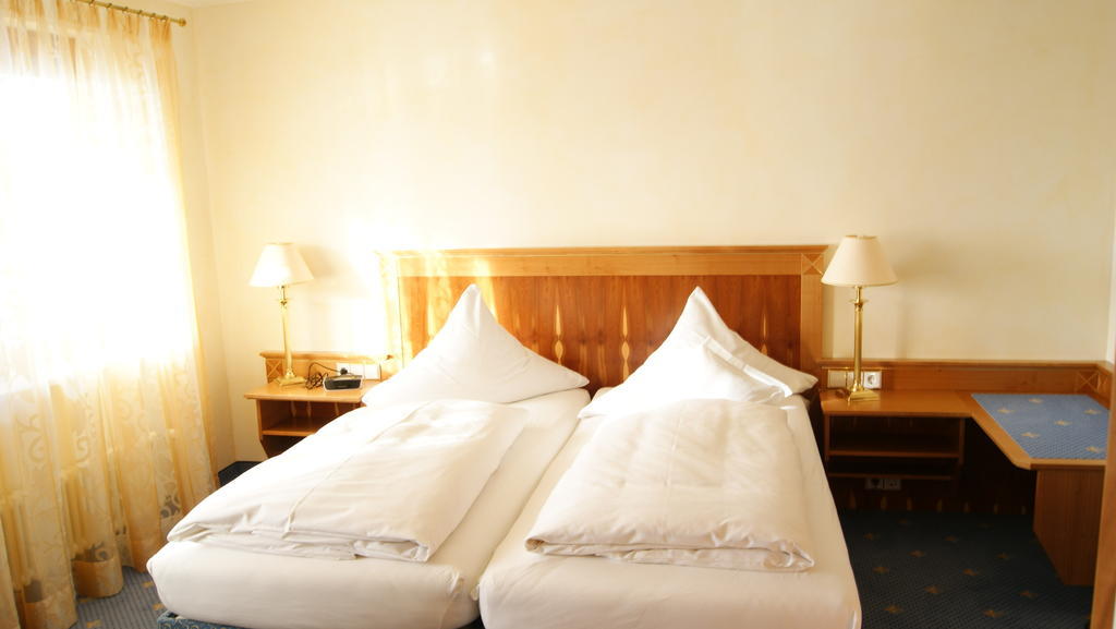 Hotel-Restaurant Schwedi Langenargen Bilik gambar