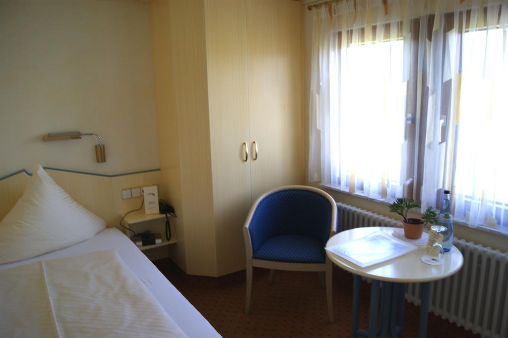 Hotel-Restaurant Schwedi Langenargen Bilik gambar
